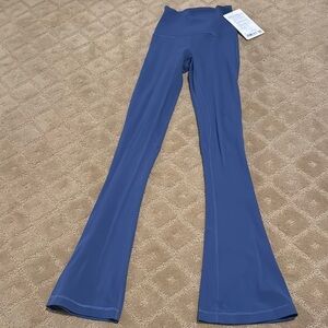 Blue Women's lululemon Align mini flare pants regular size 0